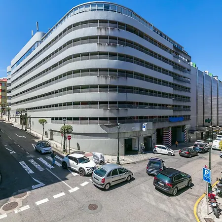 Luminoso Y Acogedor En By * Vigo