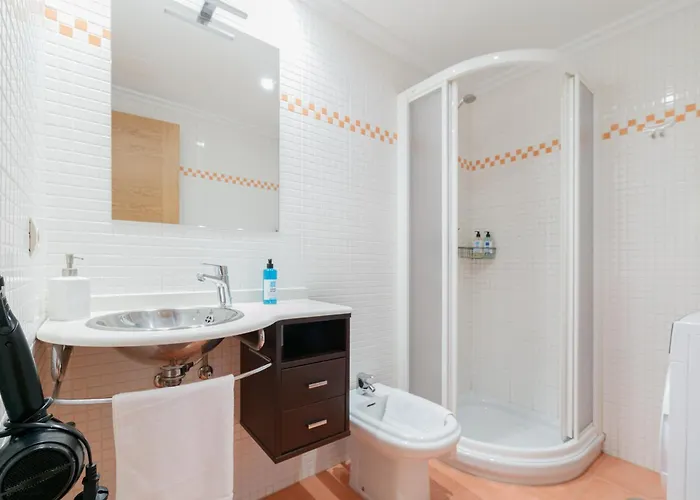 Luminoso Y Acogedor En By Appartamento