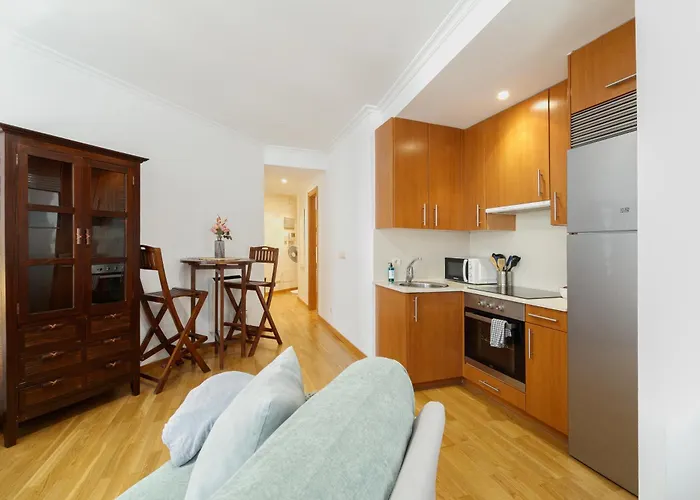 Luminoso Y Acogedor En By Vigo